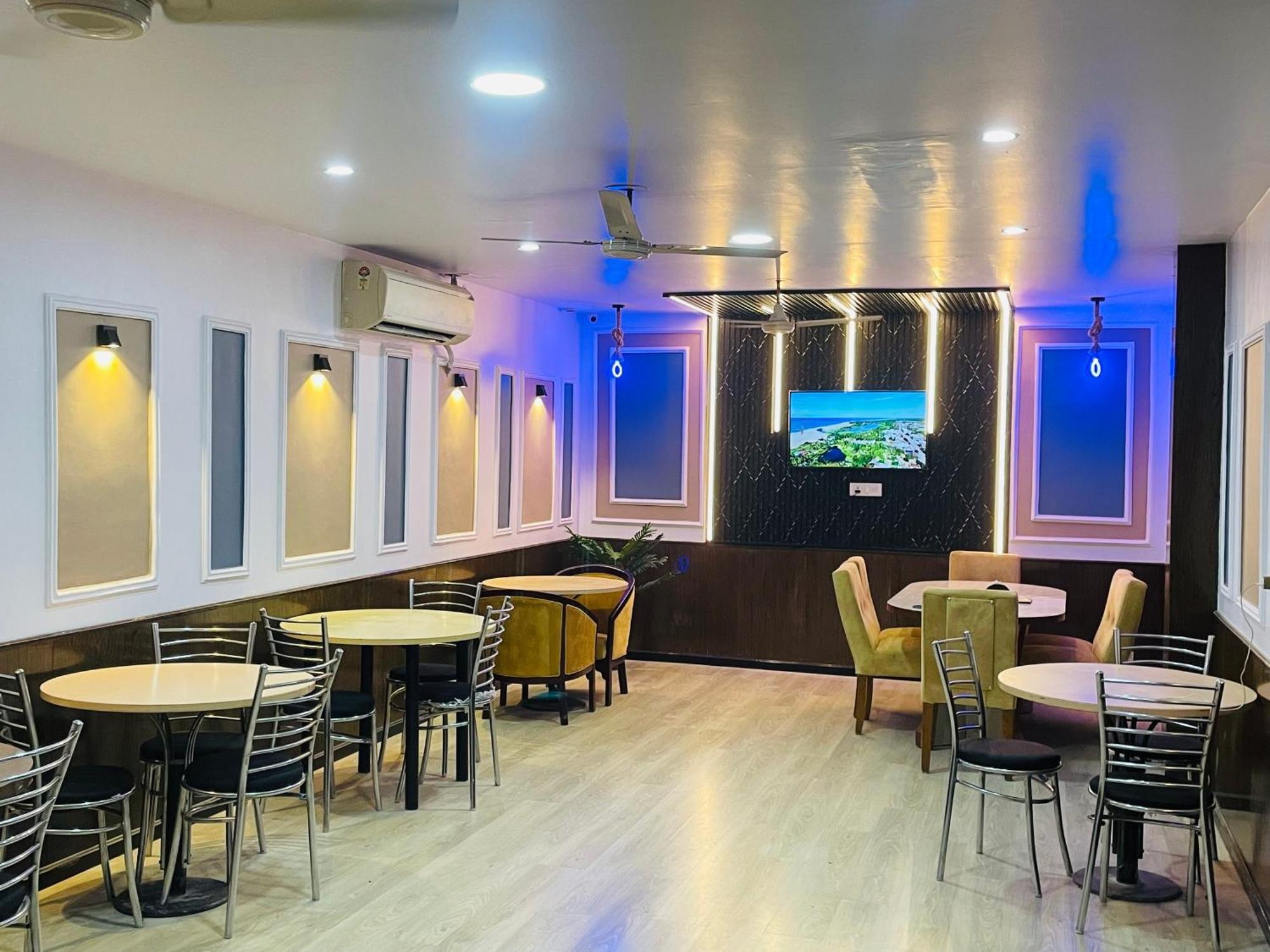 The Royal Presidency Inn Lucknow Extérieur photo