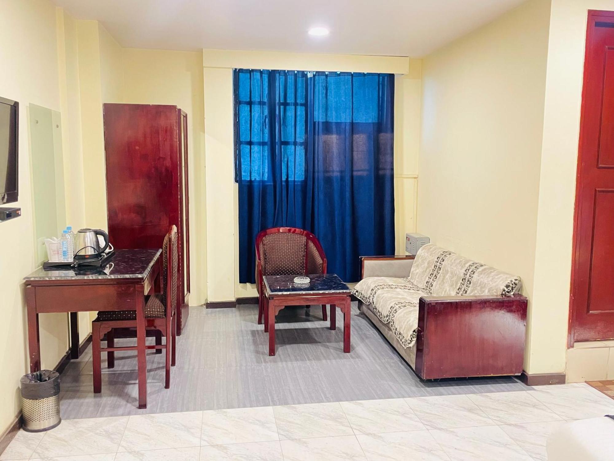 The Royal Presidency Inn Lucknow Extérieur photo